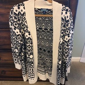 XL old navy bohemian sweater